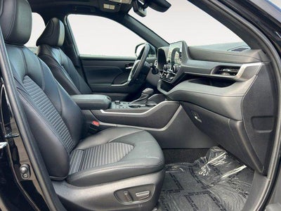 2023 Toyota HIGHLANDER XSE