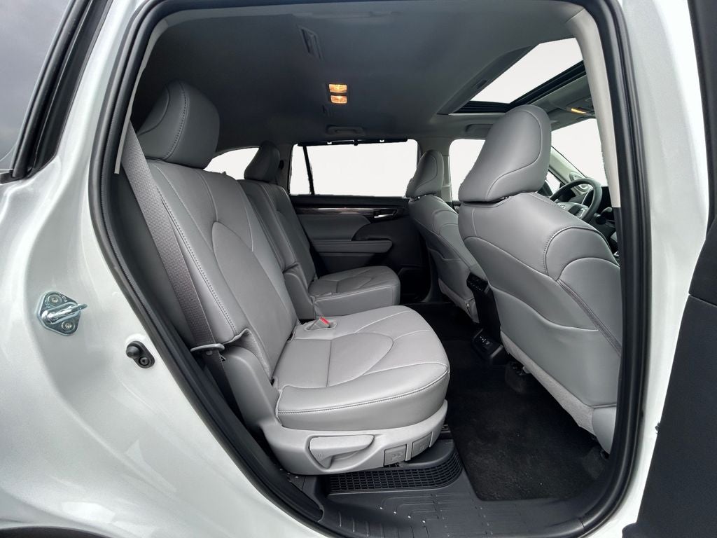 2026 Toyota Highlander Hybrid Hybrid Limited