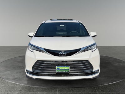2026 Toyota Sienna Limited