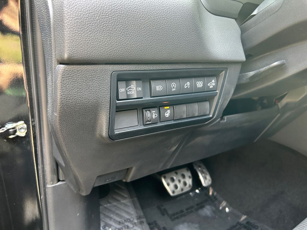 2023 Toyota TUNDRA 4X4 Limited 1 OWNER
