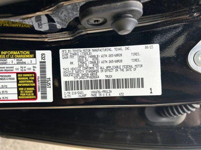 2023 Toyota TUNDRA 4X4 Limited 1 OWNER