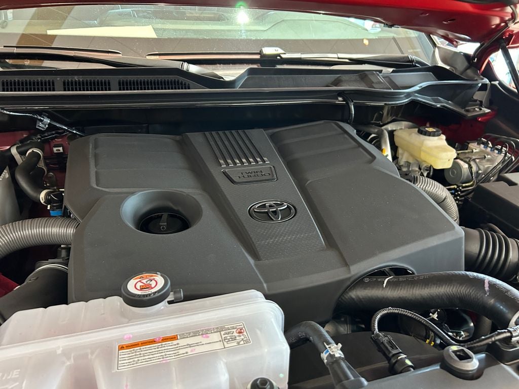 2025 Toyota Tundra SR5