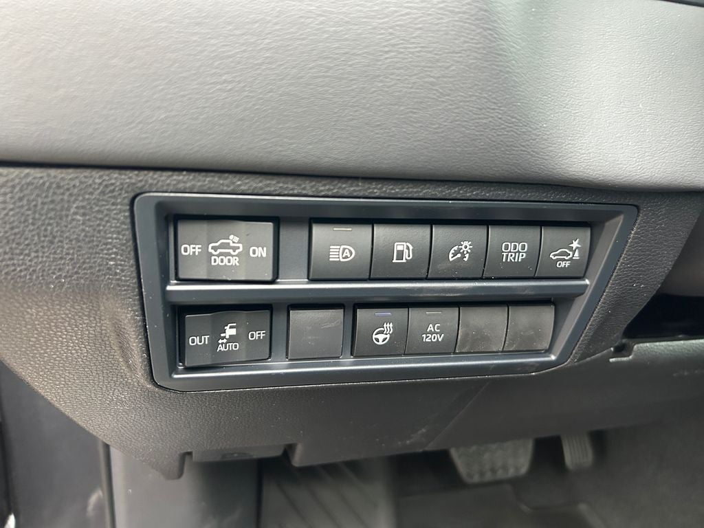 2026 Toyota Tundra i-FORCE MAX Platinum i-FORCE MAX