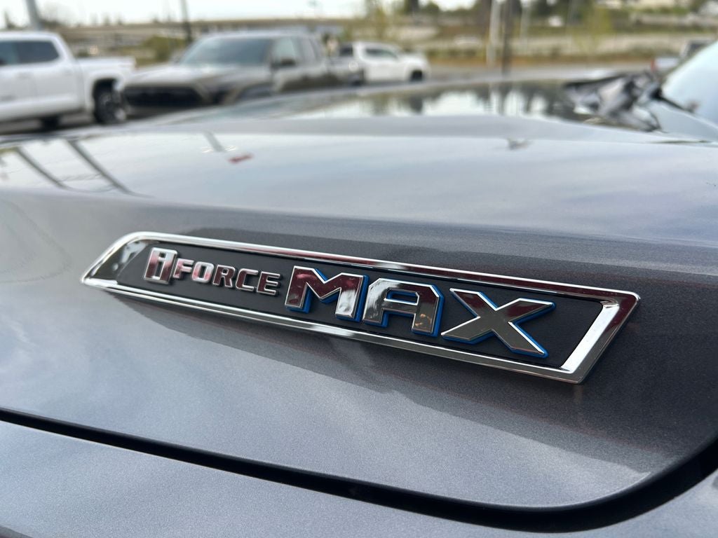 2026 Toyota Tundra i-FORCE MAX Platinum i-FORCE MAX