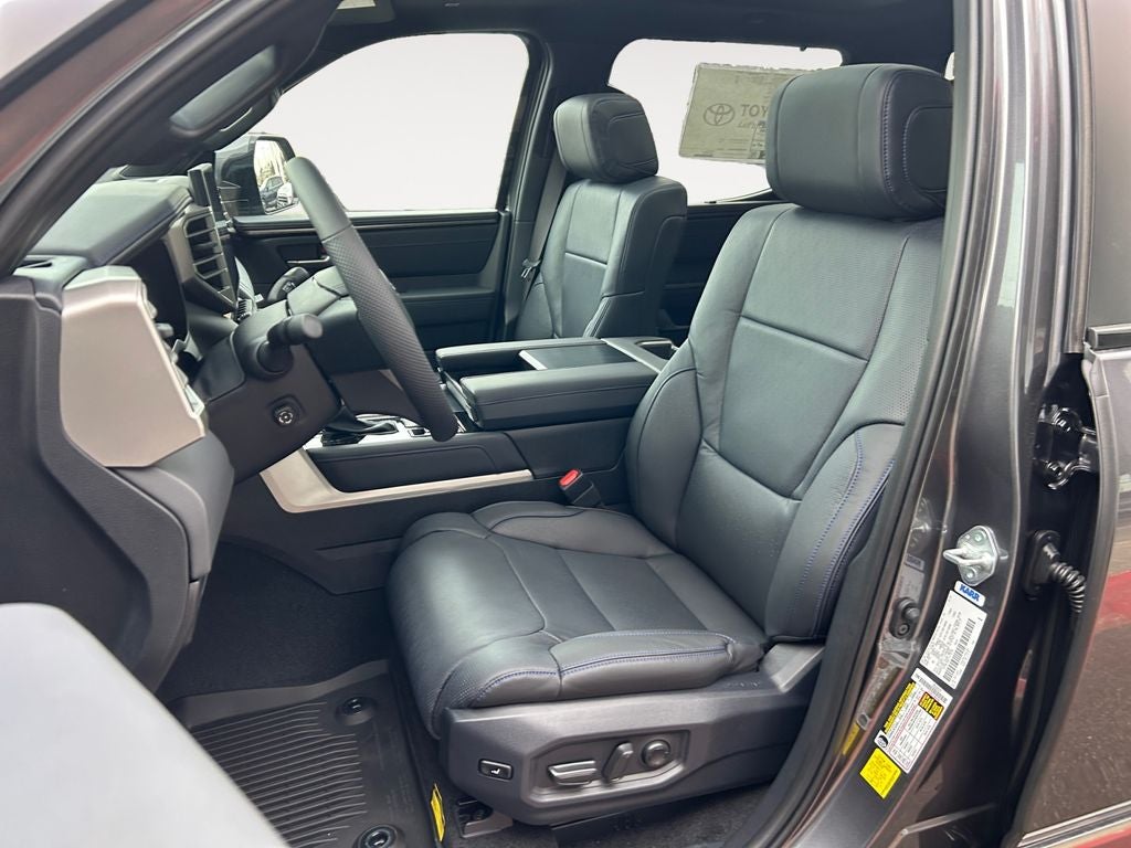 2026 Toyota Tundra i-FORCE MAX Platinum i-FORCE MAX