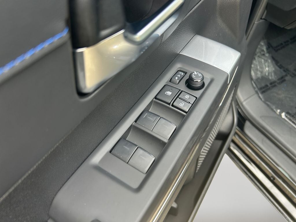 2023 Toyota Tundra Hybrid Platinum