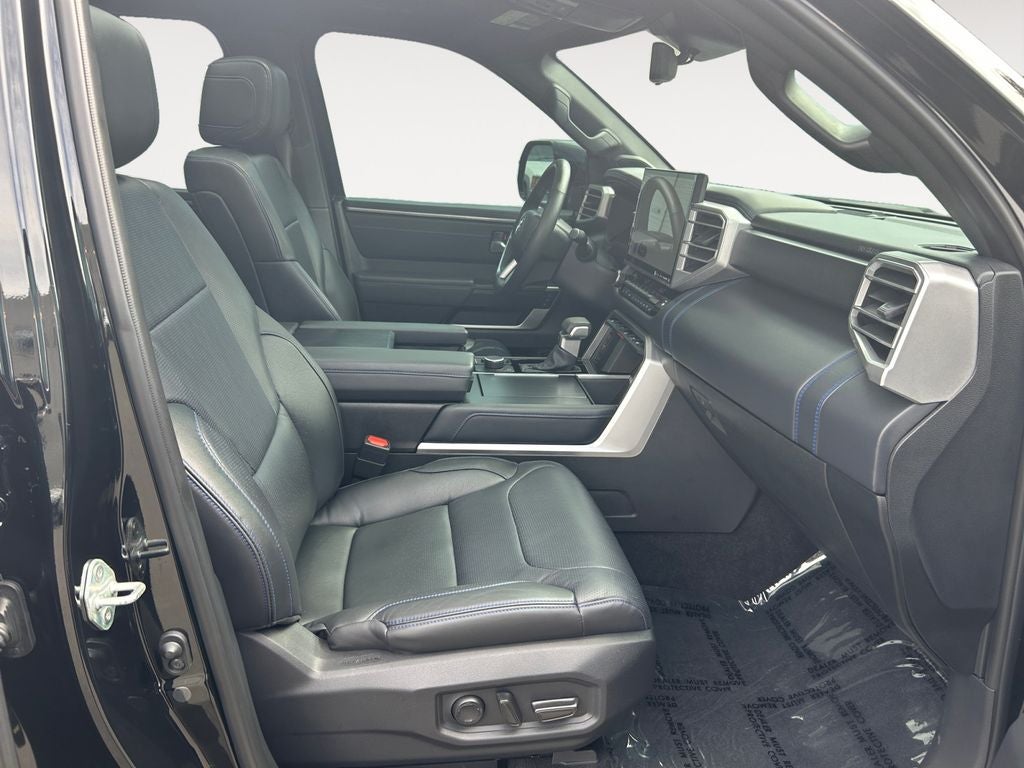 2023 Toyota Tundra Hybrid Platinum