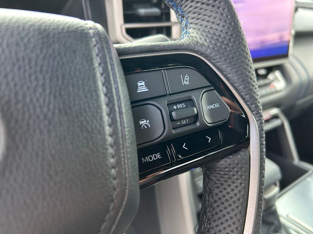 2026 Toyota Tundra i-FORCE MAX Platinum i-FORCE MAX