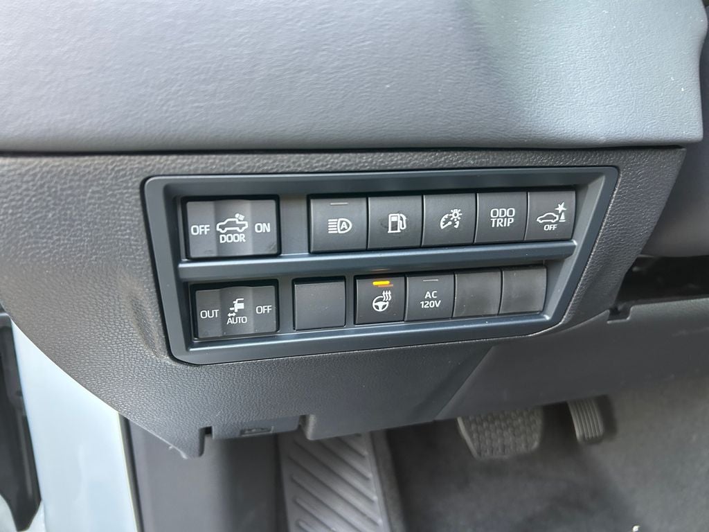 2026 Toyota Tundra i-FORCE MAX Platinum i-FORCE MAX