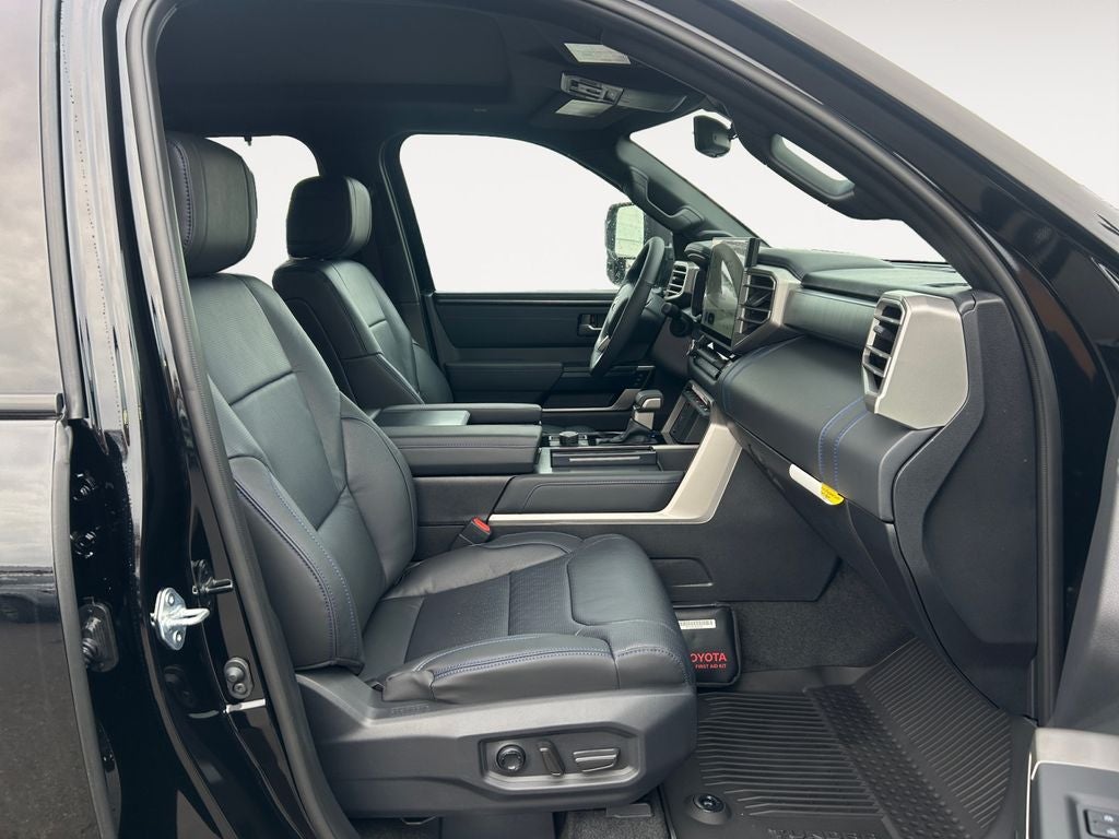 2026 Toyota Tundra i-FORCE MAX Platinum i-FORCE MAX