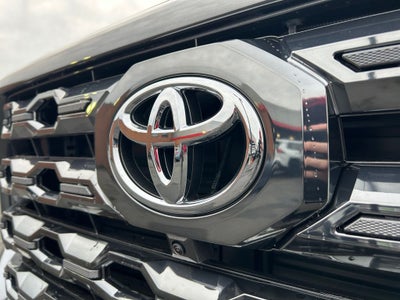 2026 Toyota Tundra i-FORCE MAX Platinum i-FORCE MAX