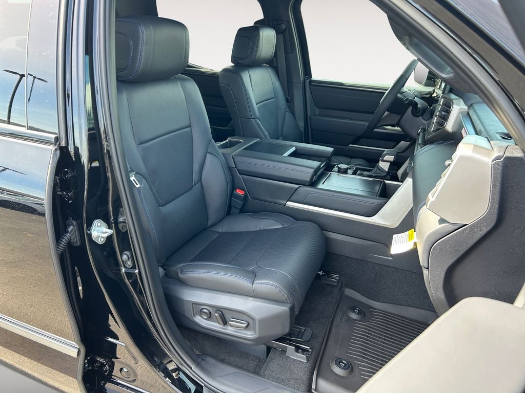 2026 Toyota Tundra i-FORCE MAX Platinum i-FORCE MAX