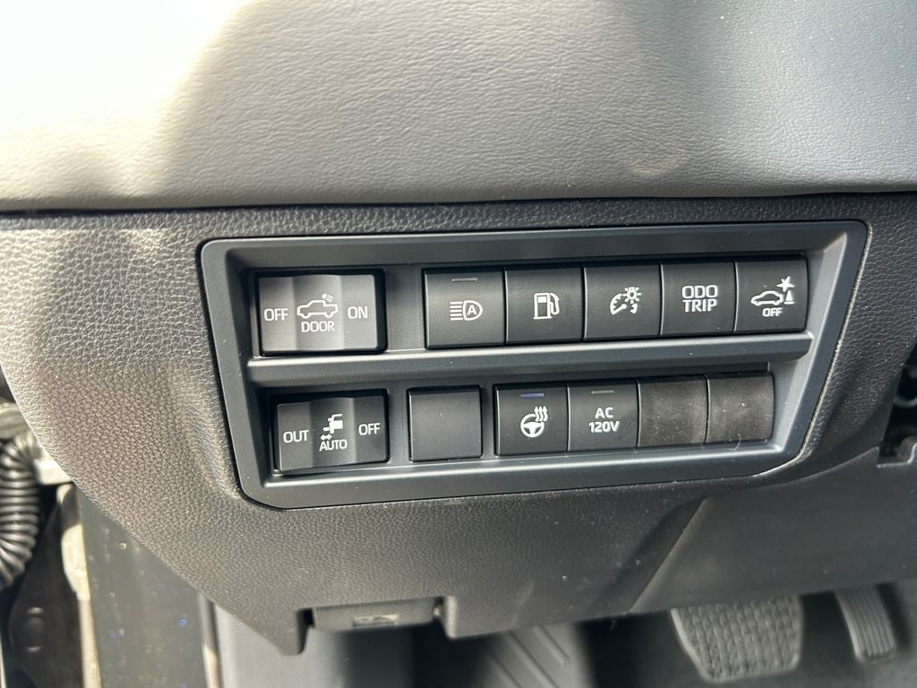 2026 Toyota Tundra i-FORCE MAX Platinum i-FORCE MAX