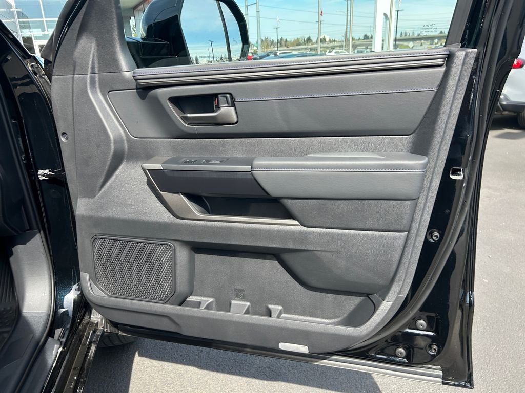 2026 Toyota Tundra i-FORCE MAX Platinum i-FORCE MAX