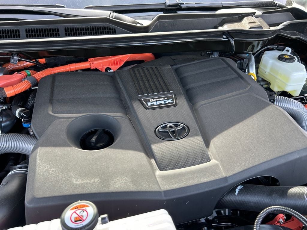 2026 Toyota Tundra i-FORCE MAX Platinum i-FORCE MAX