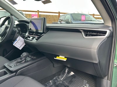 2026 Toyota Corolla Cross LE