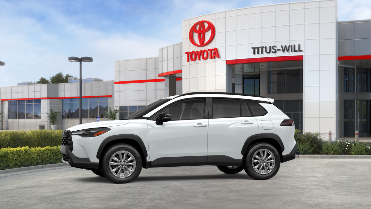2026 Toyota Corolla Cross LE