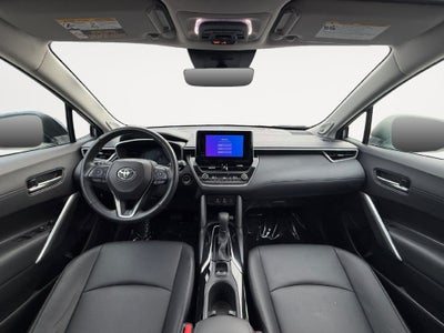 2023 Toyota Corolla Cross XLE