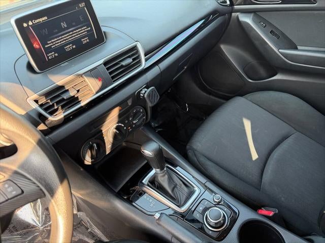 2015 Mazda Mazda3 i Sport