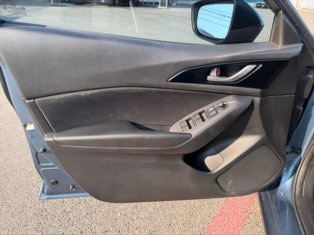 2015 Mazda Mazda3 i Sport