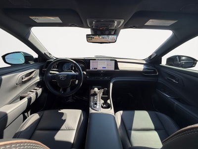 2025 Toyota Crown Signia Limited