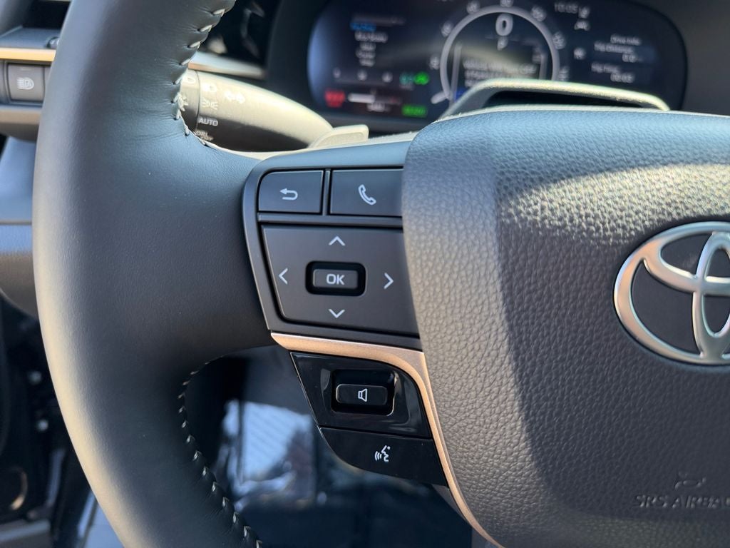 2025 Toyota Crown Signia Limited