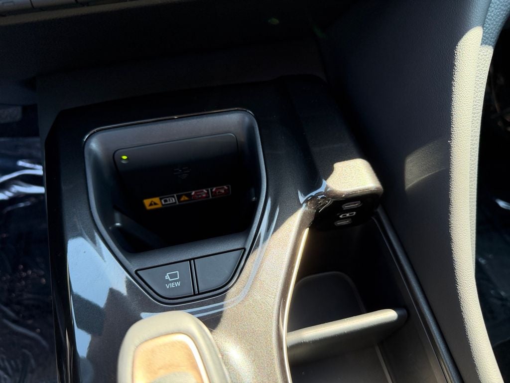 2025 Toyota Crown Signia Limited