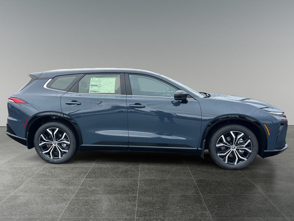 2026 Toyota Toyota Crown Signia XLE