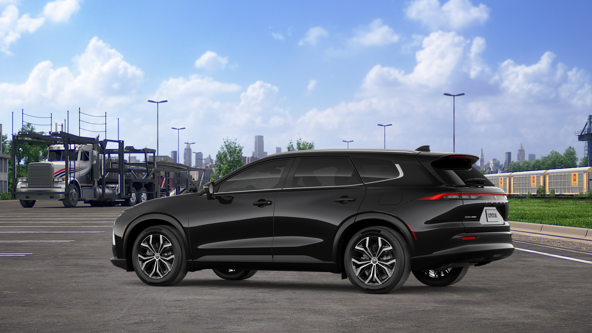 2026 Toyota Crown Signia XLE