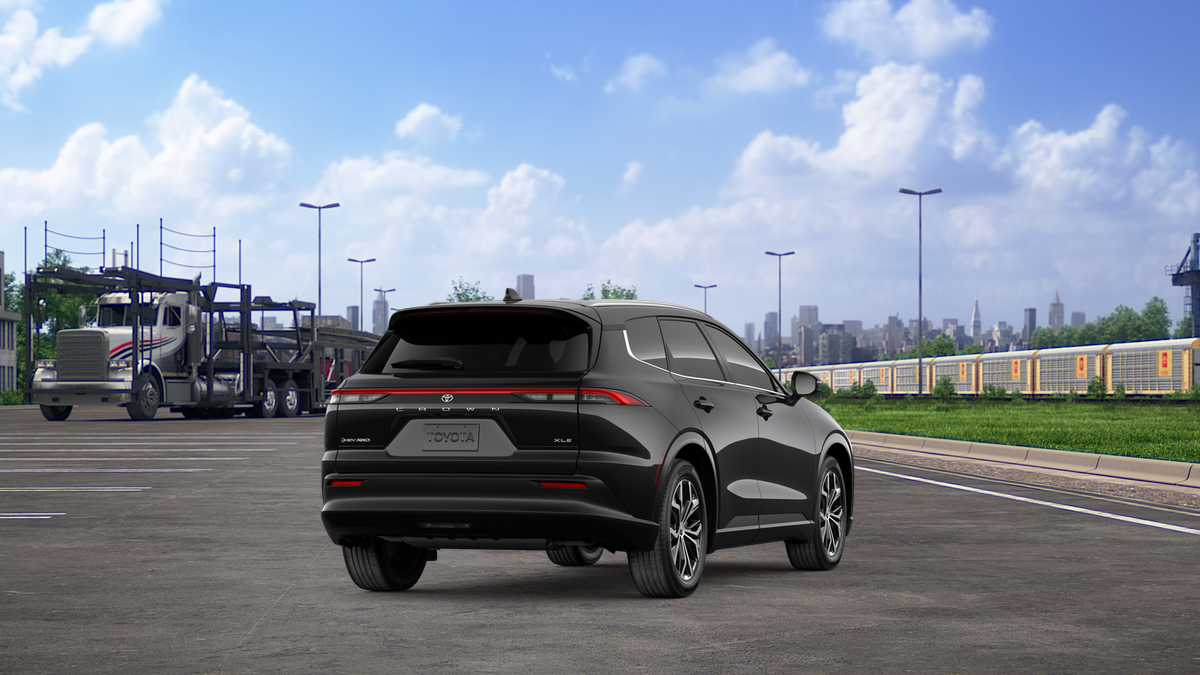 2026 Toyota Crown Signia XLE
