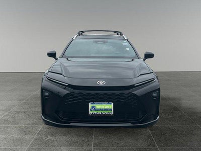 2025 Toyota CROWN SIGNIA XLE