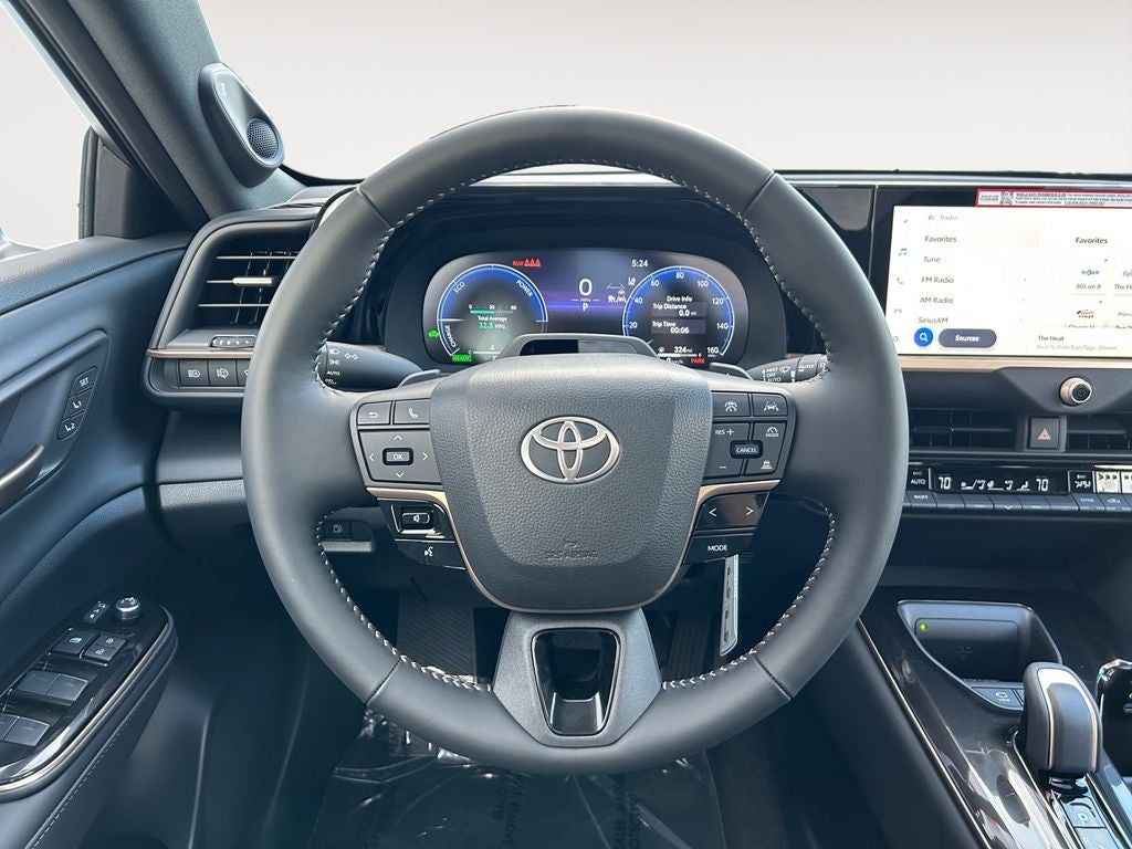 2025 Toyota Toyota Crown Signia Limited