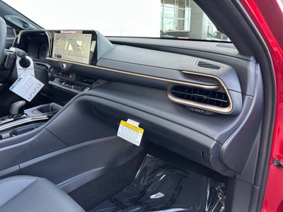 2025 Toyota Toyota Crown Signia Limited