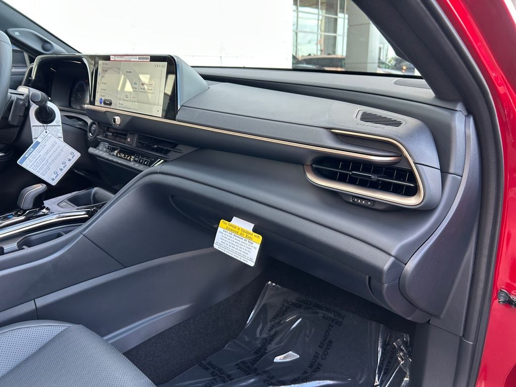 2025 Toyota Toyota Crown Signia Limited