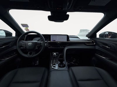 2025 Toyota Crown Signia XLE