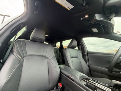 2025 Toyota Crown Signia XLE