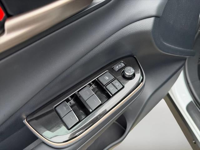 2025 Toyota Crown Signia XLE