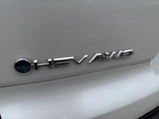 2025 Toyota Crown Signia XLE