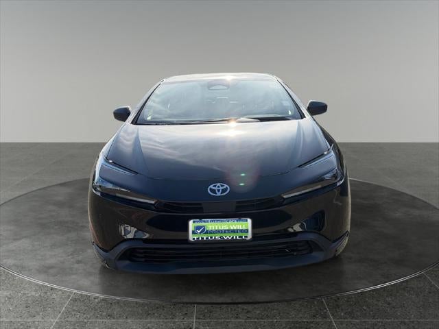 2025 Toyota Prius LE