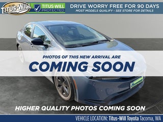 2025 Toyota Prius LE