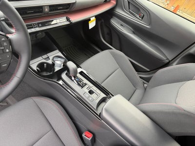 2026 Toyota Prius Plug-In Hybrid SE