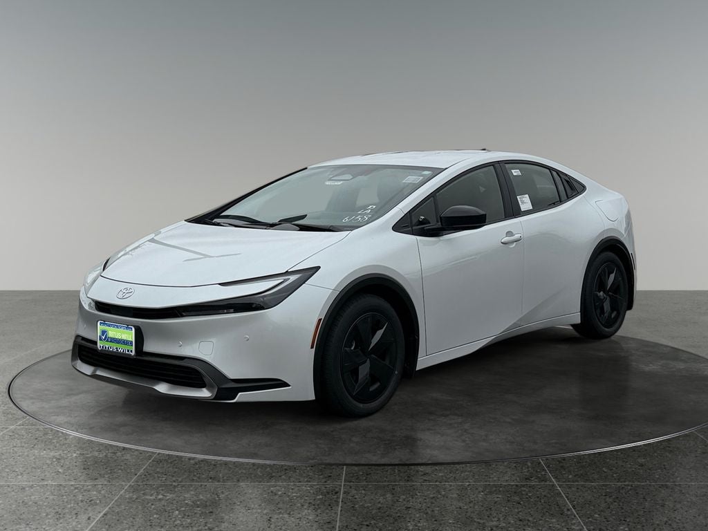 2026 Toyota Prius Plug-In Hybrid SE