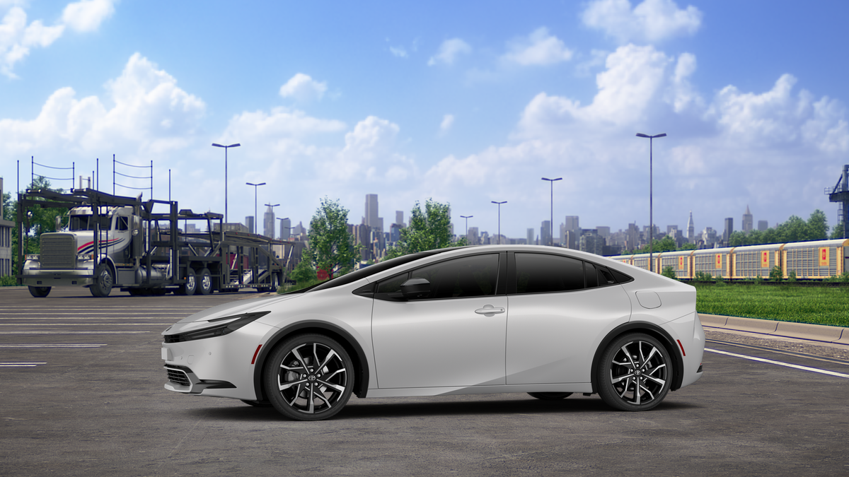 2027 Toyota Prius Plug-In Hybrid XSE Premium