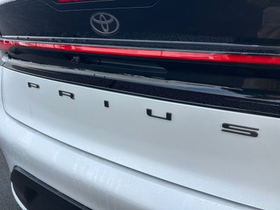 2026 Toyota Prius LE AWD