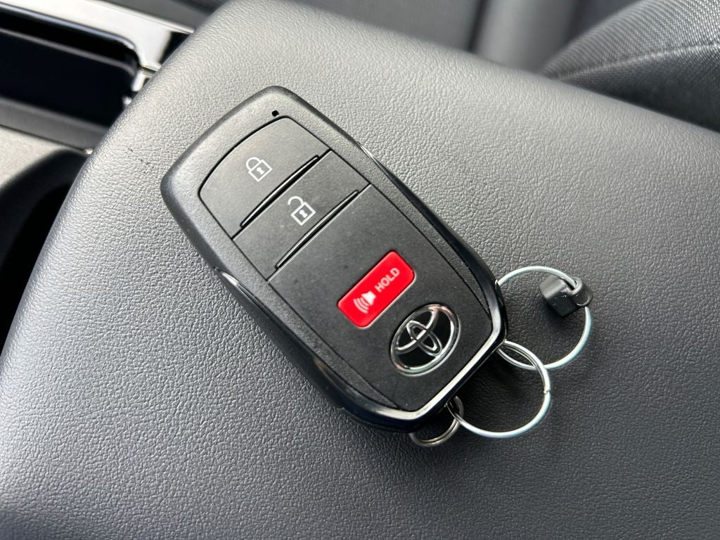 2026 Toyota Prius LE AWD