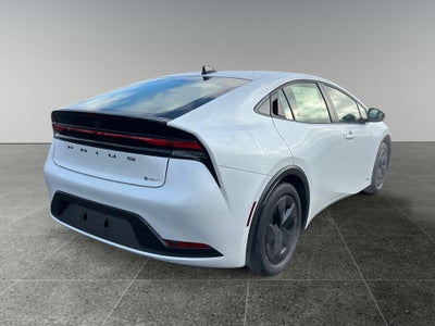 2026 Toyota Prius LE AWD