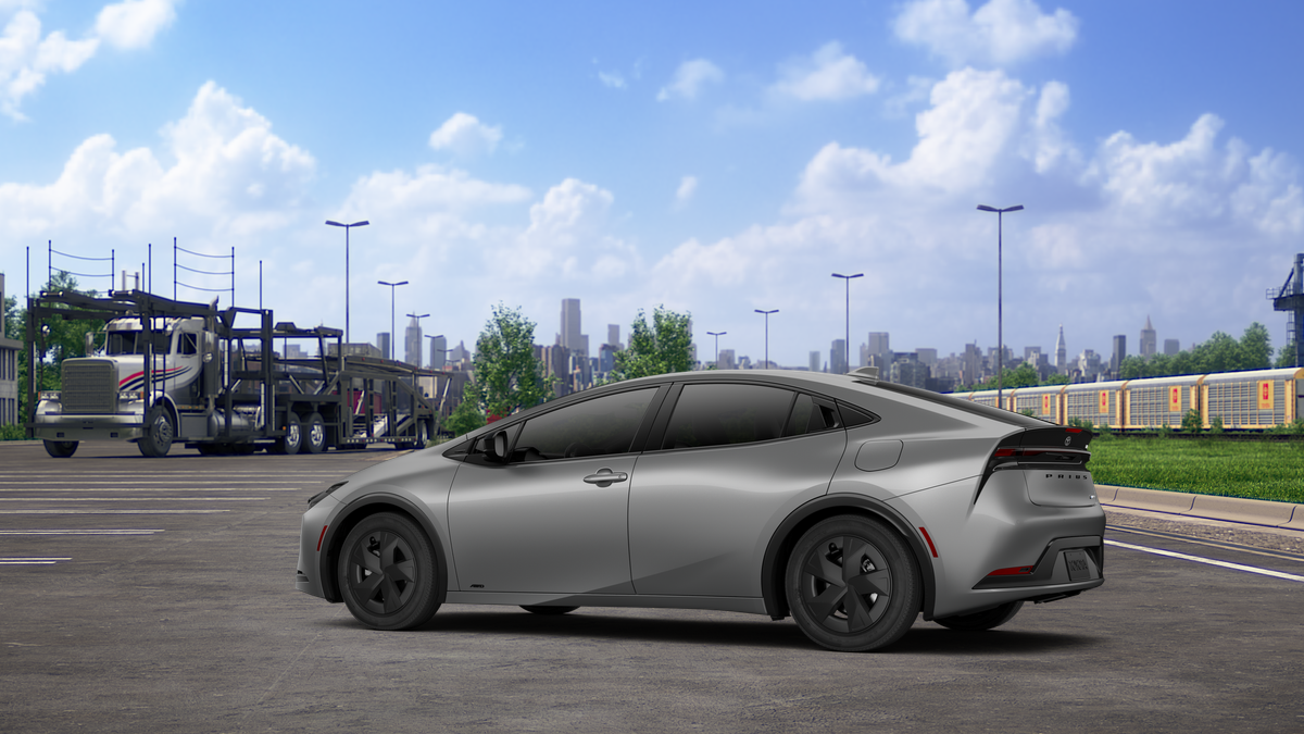 2027 Toyota Prius LE AWD