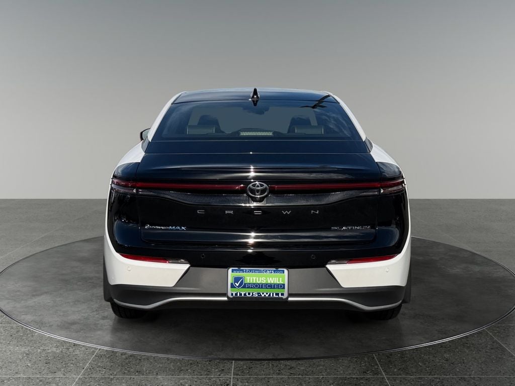 2026 Toyota Crown Platinum