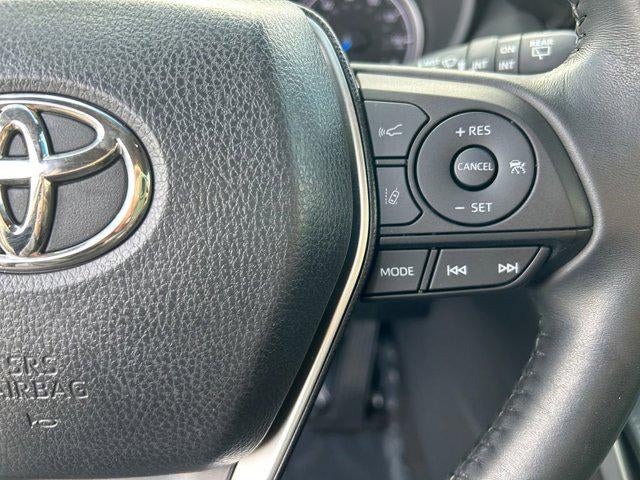 2021 Toyota Venza LE 1 Owner Local Trade In