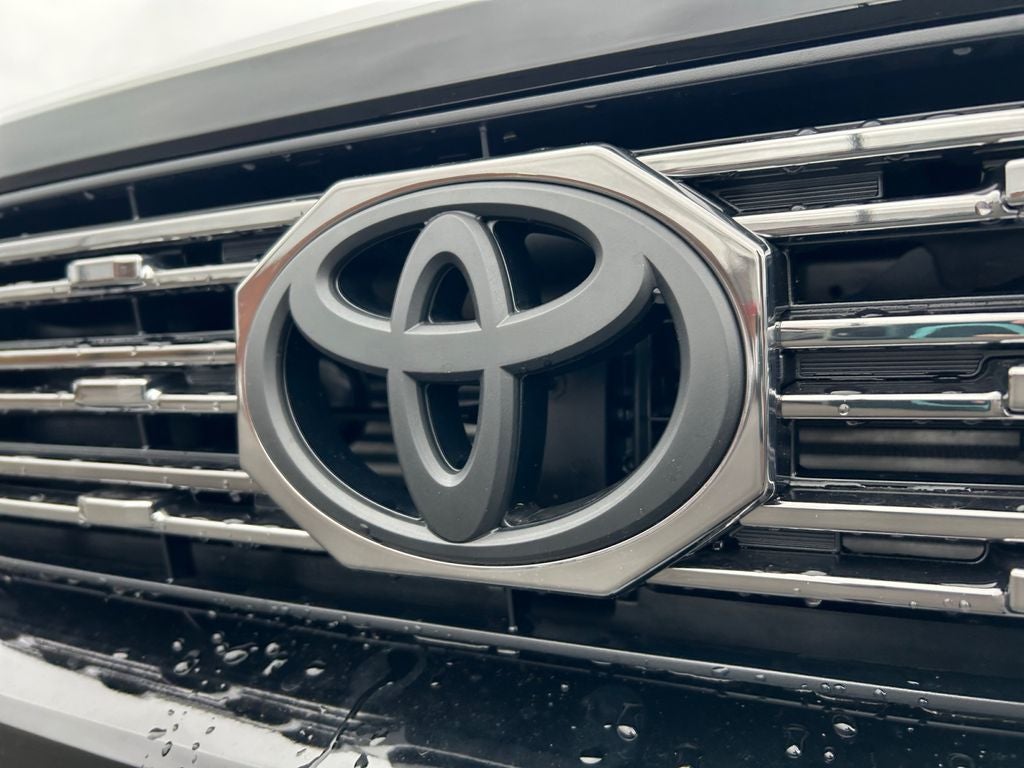 2026 Toyota 4Runner i-FORCE MAX Platinum